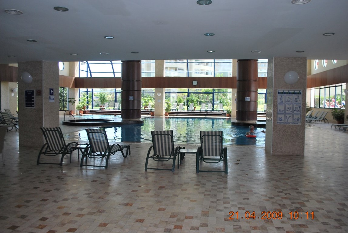 imagini hotel TITANIC LARA